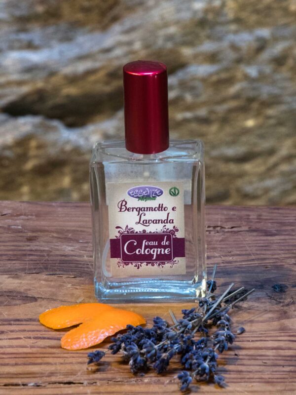 Eau de Cologne of bio-lavender from the mountains and bergamot